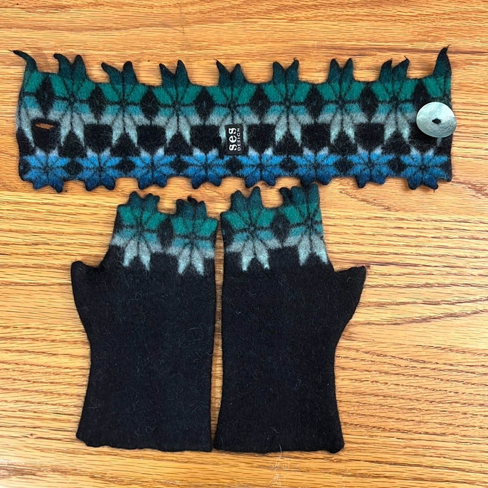 Felted Fine Wool Fingerless Mitten and Choker Set Winterwear SES Design